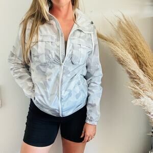 ALL IN MOTION White Grey Silver Camo Print Zip Hood Light Windbreaker Jacket S